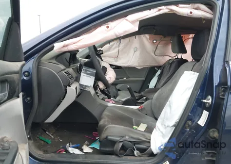 2016 Honda Accord Lx z USA, uszkodzony, nr VIN 1HGCR2F31GA218468